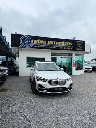 BMW X1 2.0 16V TURBO ACTIVEFLEX SDRIVE20I X-LINE 4P AUTOMÁTICO BMW X1 2.0 16V TURBO ACTIVEFLEX SDRIVE20I X-LINE 4P AUTOMÁTICO
